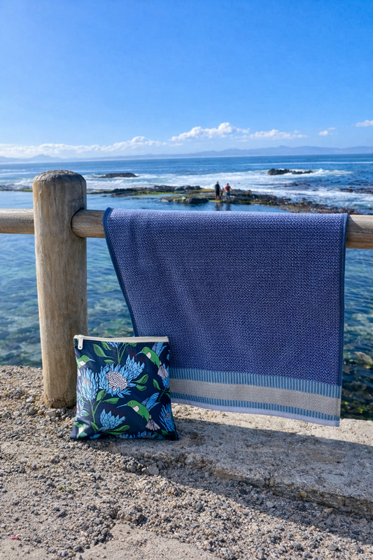 TAFFETA Wet Bag mit Strap (RECYCLED MATERIAL)