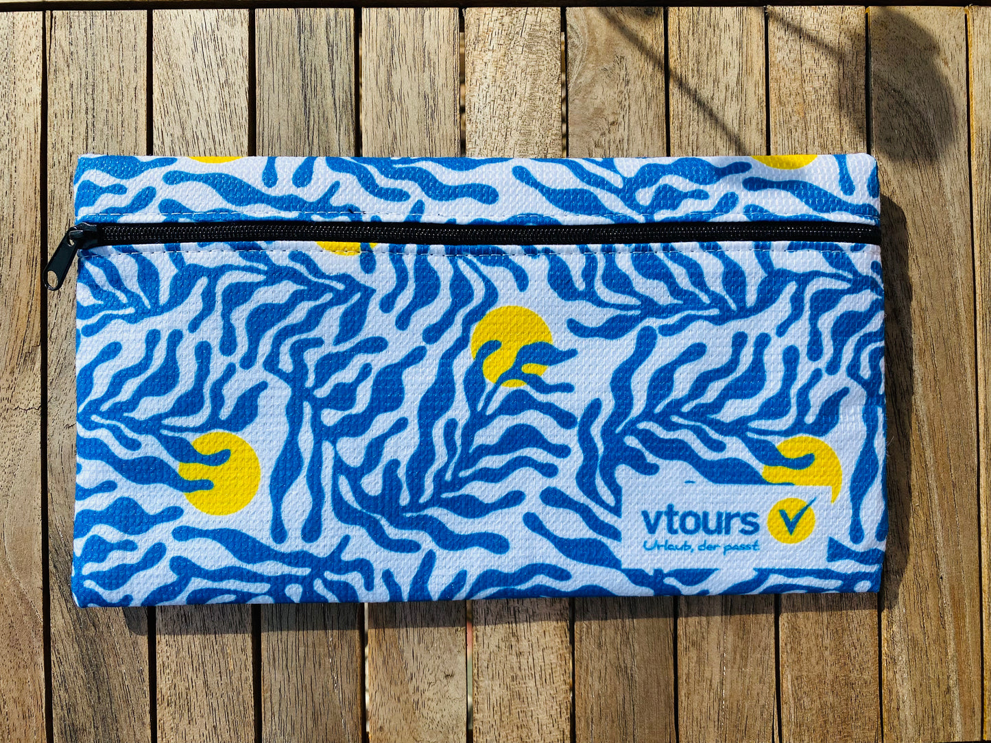 Ticket Taschen aus recycelten Plastikflaschen mit Print nach Wunsch und Logo