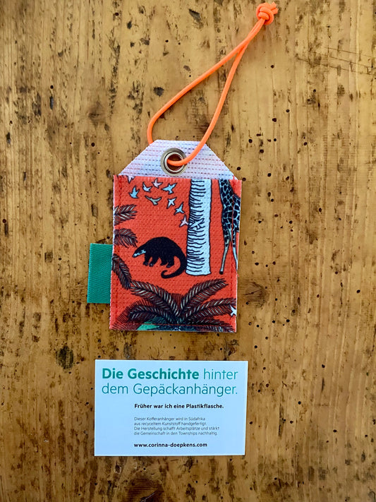 Kofferanhänger aus recycelten Plastikflaschen – mit Print und Logo