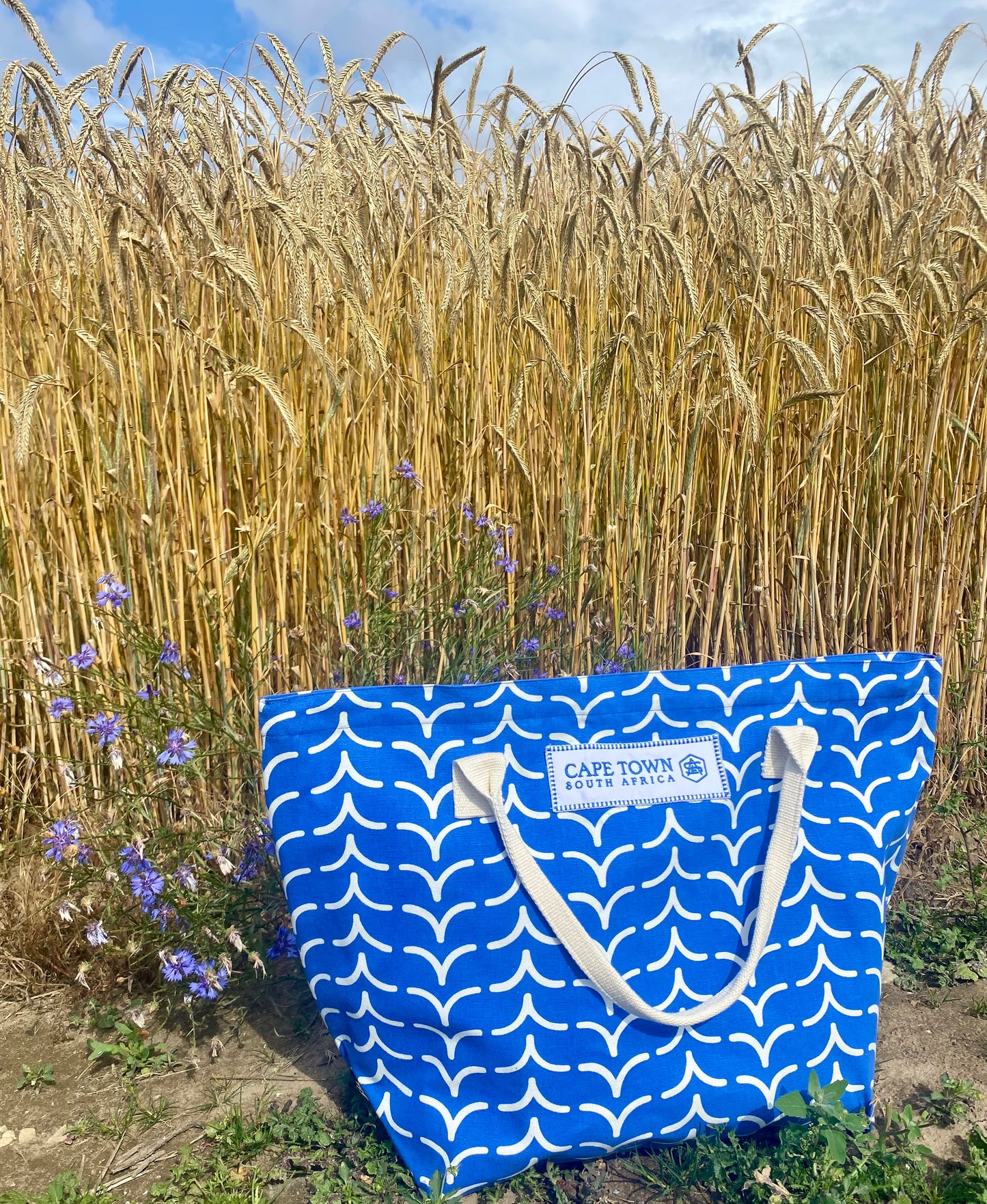 Whales Tails Beach Bag Blue – limited Cape Town Edition