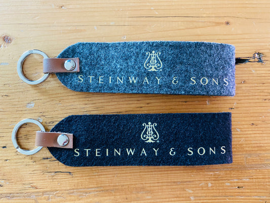 Eco-Filz Schlüsselanhänger aus recycelten Plastikflaschen mit Logo