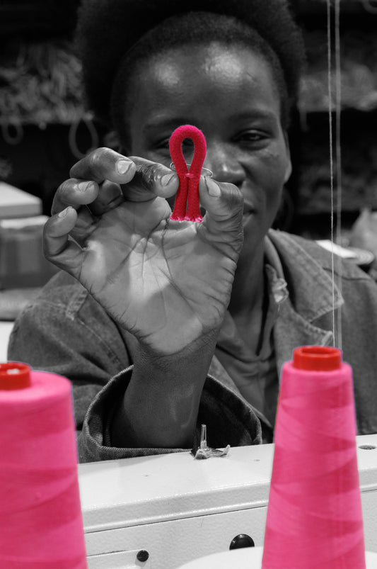 "Pink Rope Loop" -Anstecker