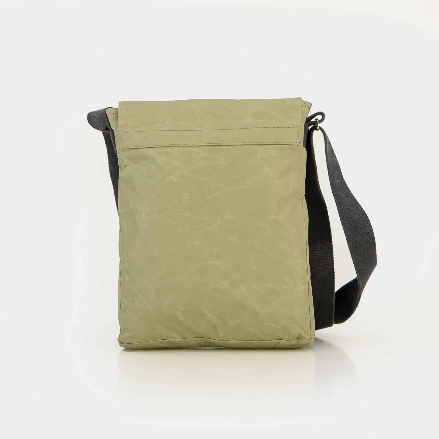 Sling Bag aus recycelten Zementsäcken – Olive, mit Logo möglich
