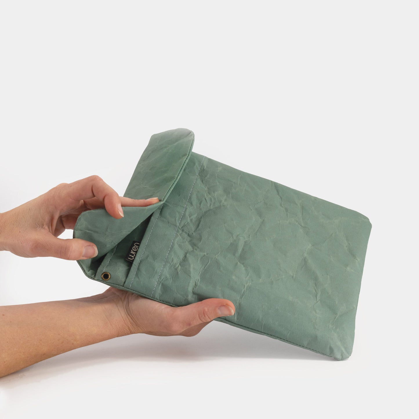 Recycled Cement Paper iPad oder Tablet Sleeve Sea Foam
