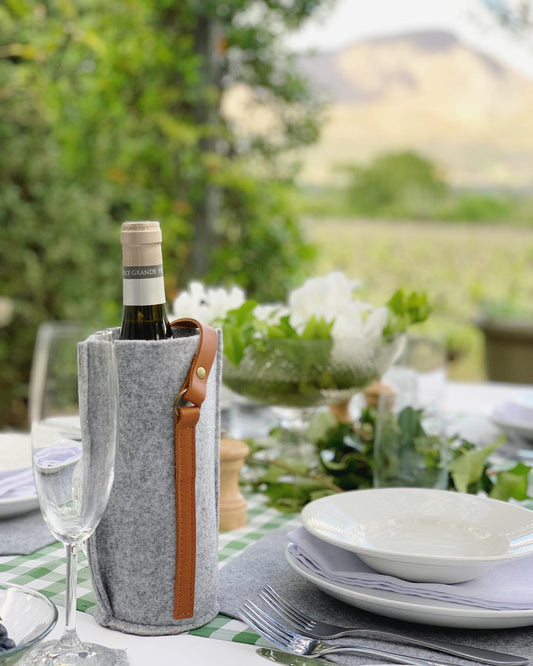 Eco-Filz Single Wine Carrier mit Ledergriff aus recycelten Plastikflaschen – hellgrau