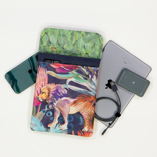 Recycled Cement Paper iPad oder Tablet Sleeve Wildlife