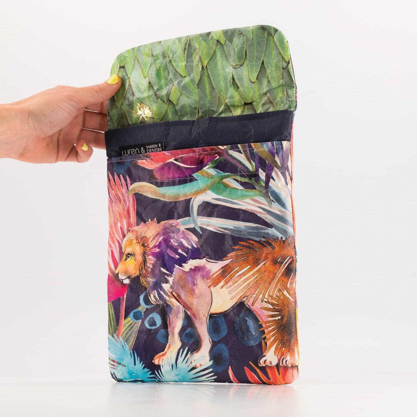 Recycled Cement Paper iPad oder Tablet Sleeve Wildlife