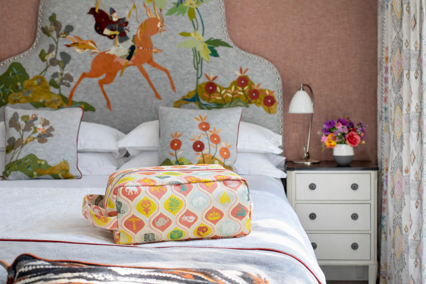 Wash Bagl Africa Untamed Orange