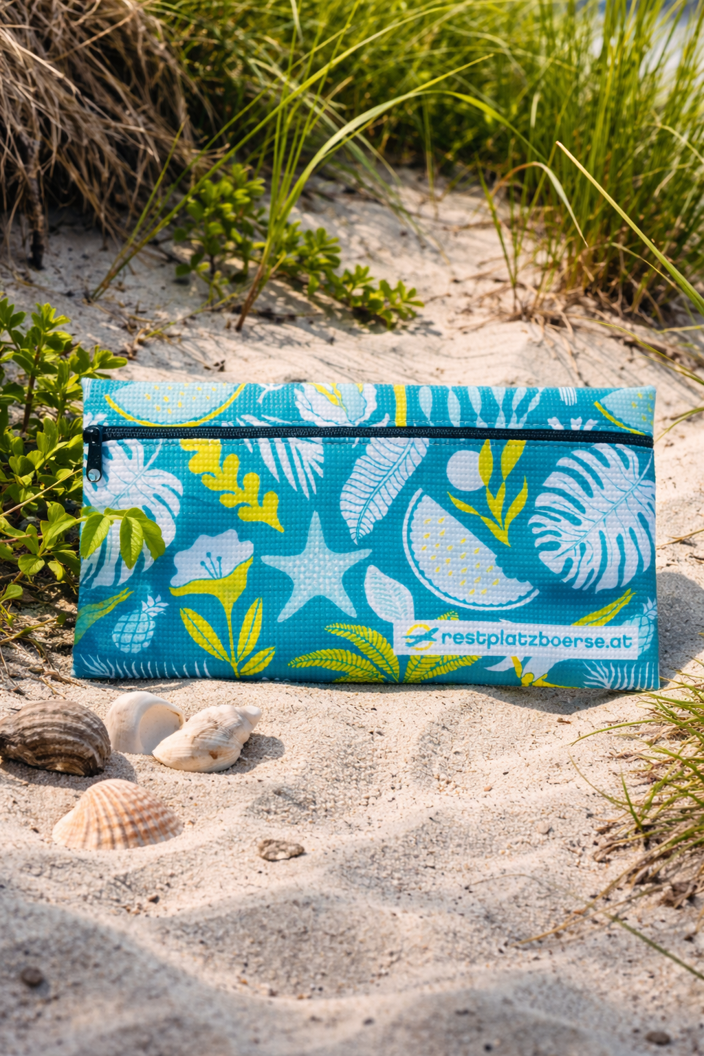 Ticket Taschen aus recycelten Plastikflaschen mit Print nach Wunsch und Logo