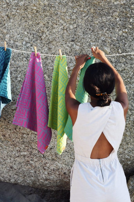 Sommer Handtücher aus afrikanischer Baumwolle – auf Wunsch mit Logo bestickt
