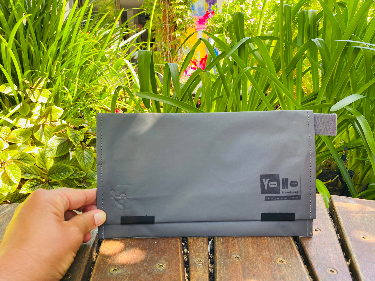 Travel Organiser aus recyceltem Papier – diverse Farben, auf Wunsch mit Logo