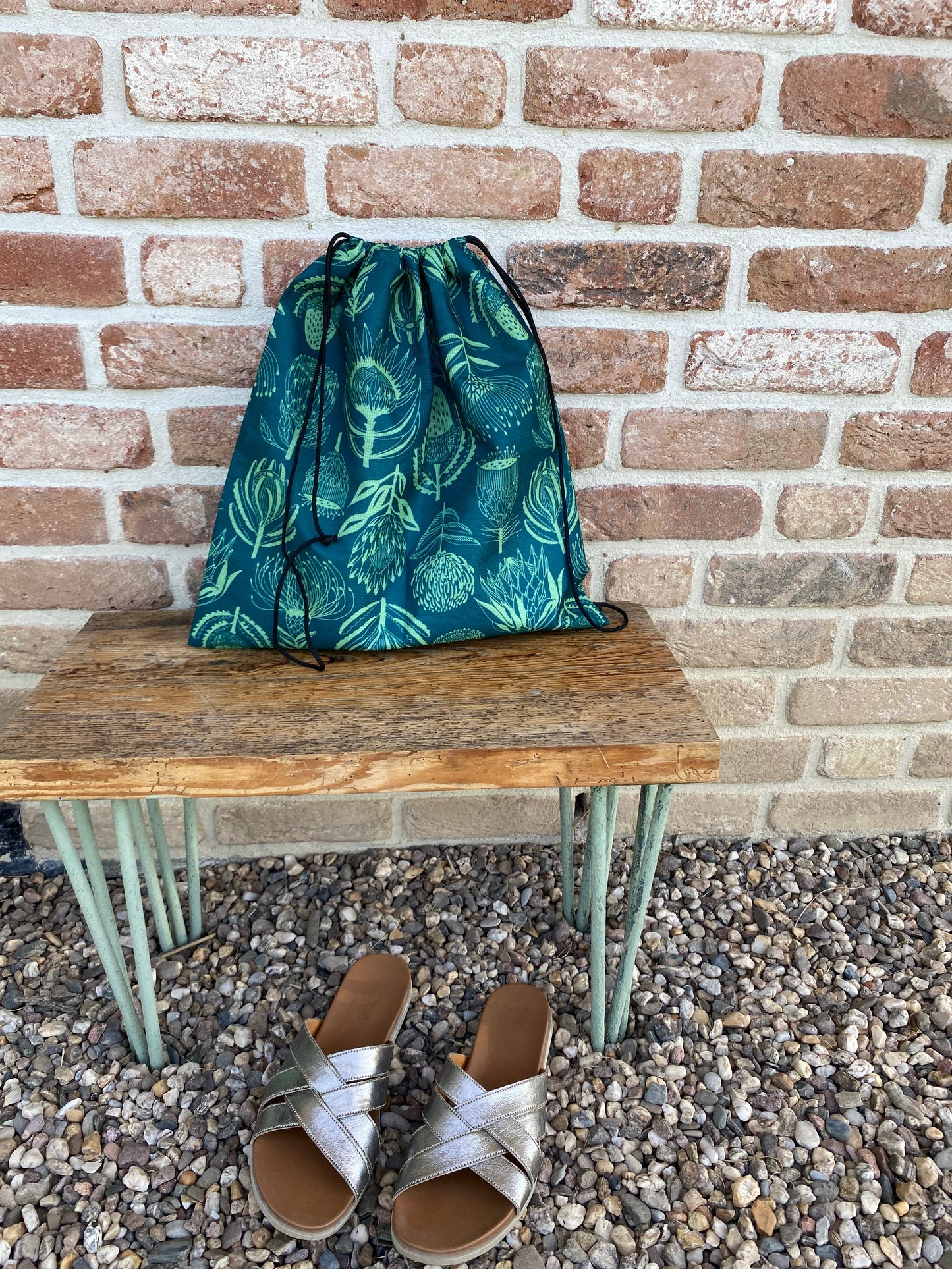 Schuh-Beutel aus recycelten Plastikflaschen – verschiedene Prints und Größen
