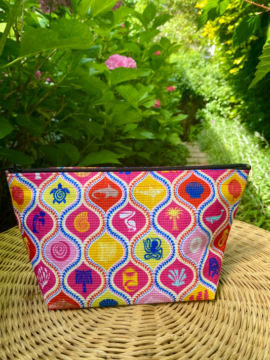 Täschchen aus recycelten Plastikflaschen – Africa Deep Pink – limited edition