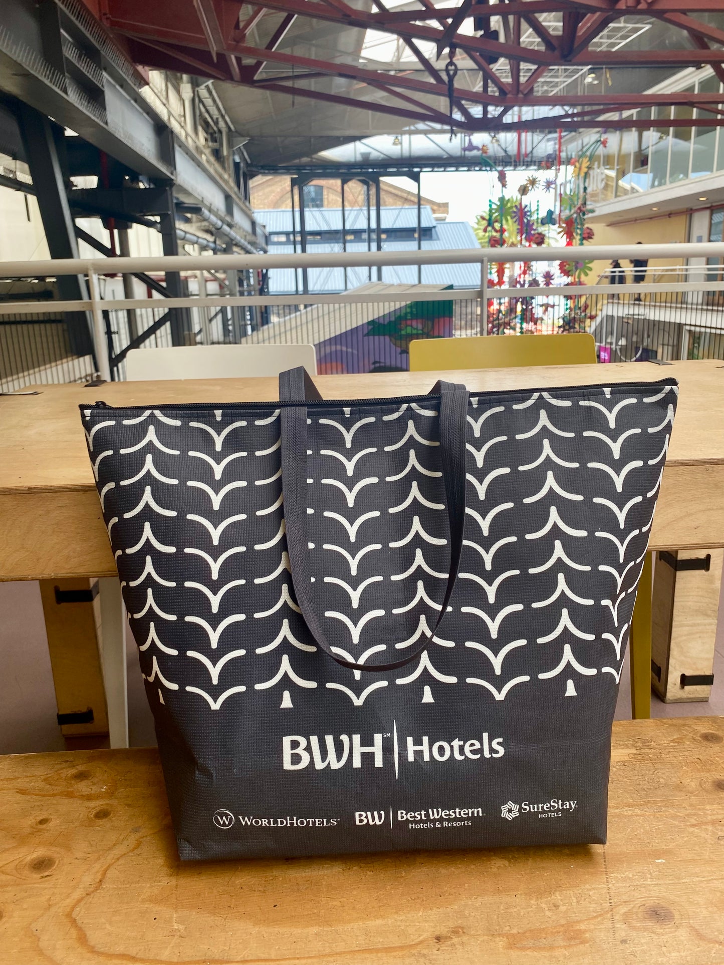 Shopper aus recycelten Plastikflaschen Uni oder mit Print nach Wunsch – zwei Größen