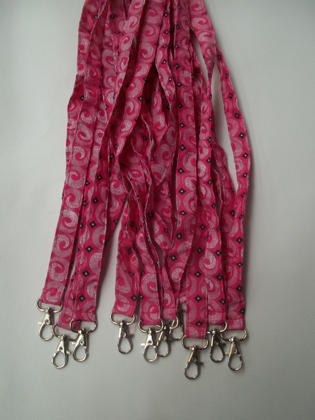 Handgefertigtes Lanyard aus traditionellem südafrikanischen Stoff