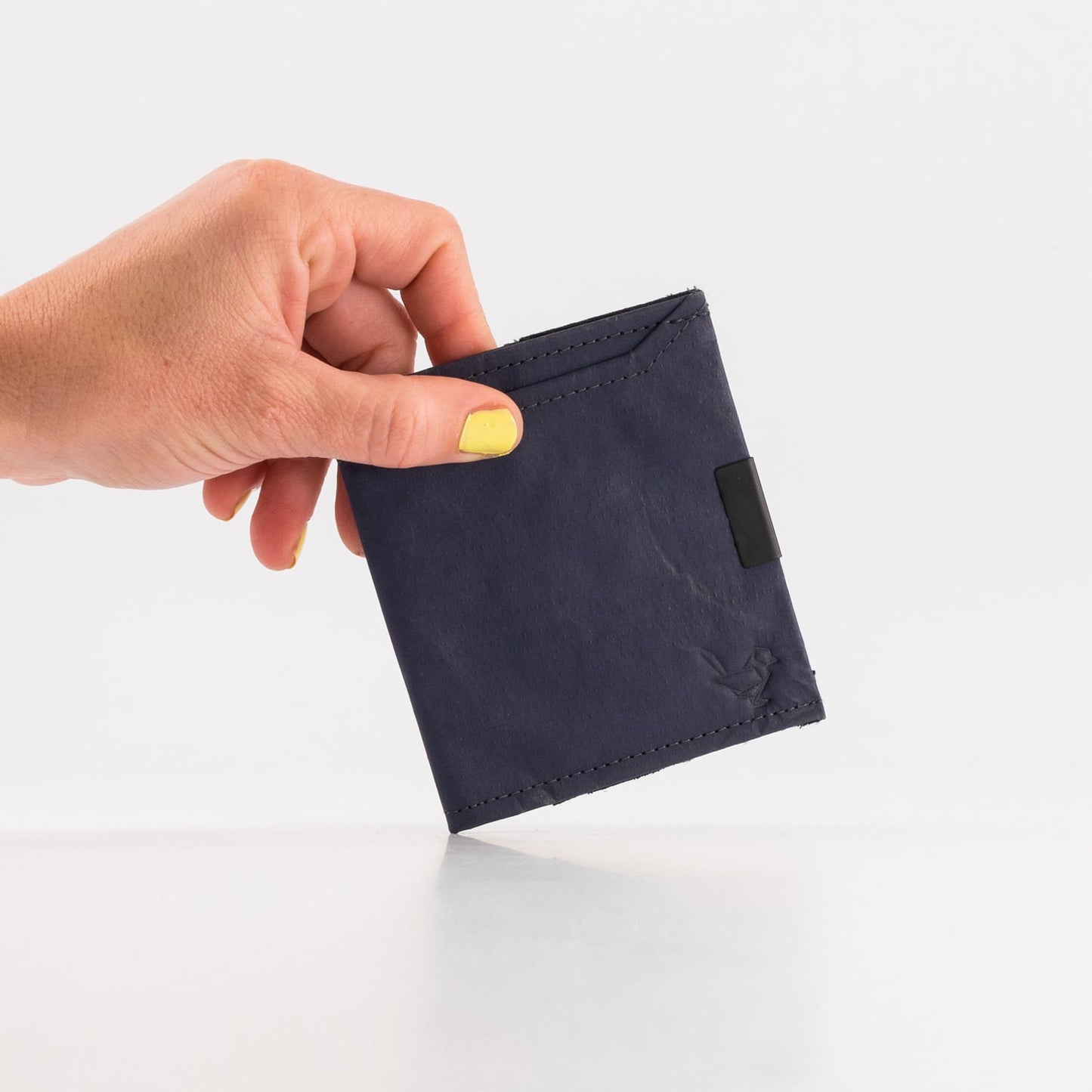 Square Wallet aus recyceltem Kraftpapier – verschiedene Farben, mit Logo möglich