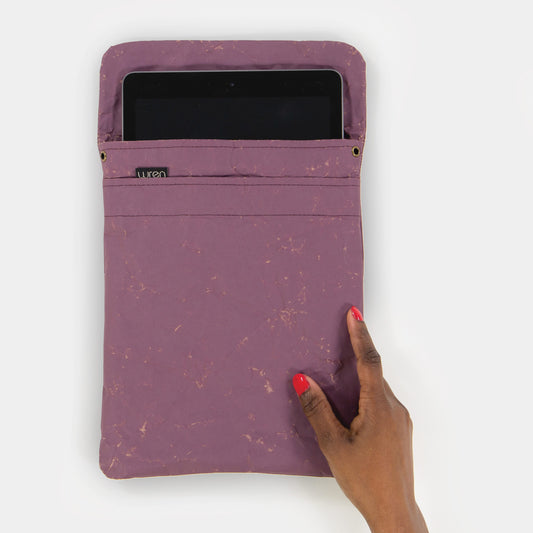 Recycled Cement Paper iPad oder Tablet Sleeve Aubergine