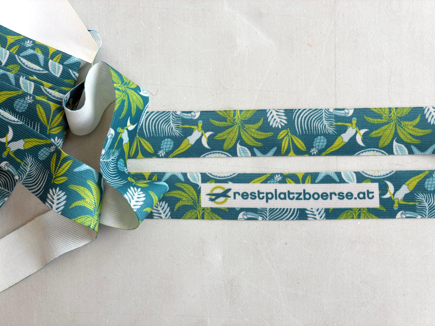 Beach Towel Strap für Liegestühle in Eurem Design