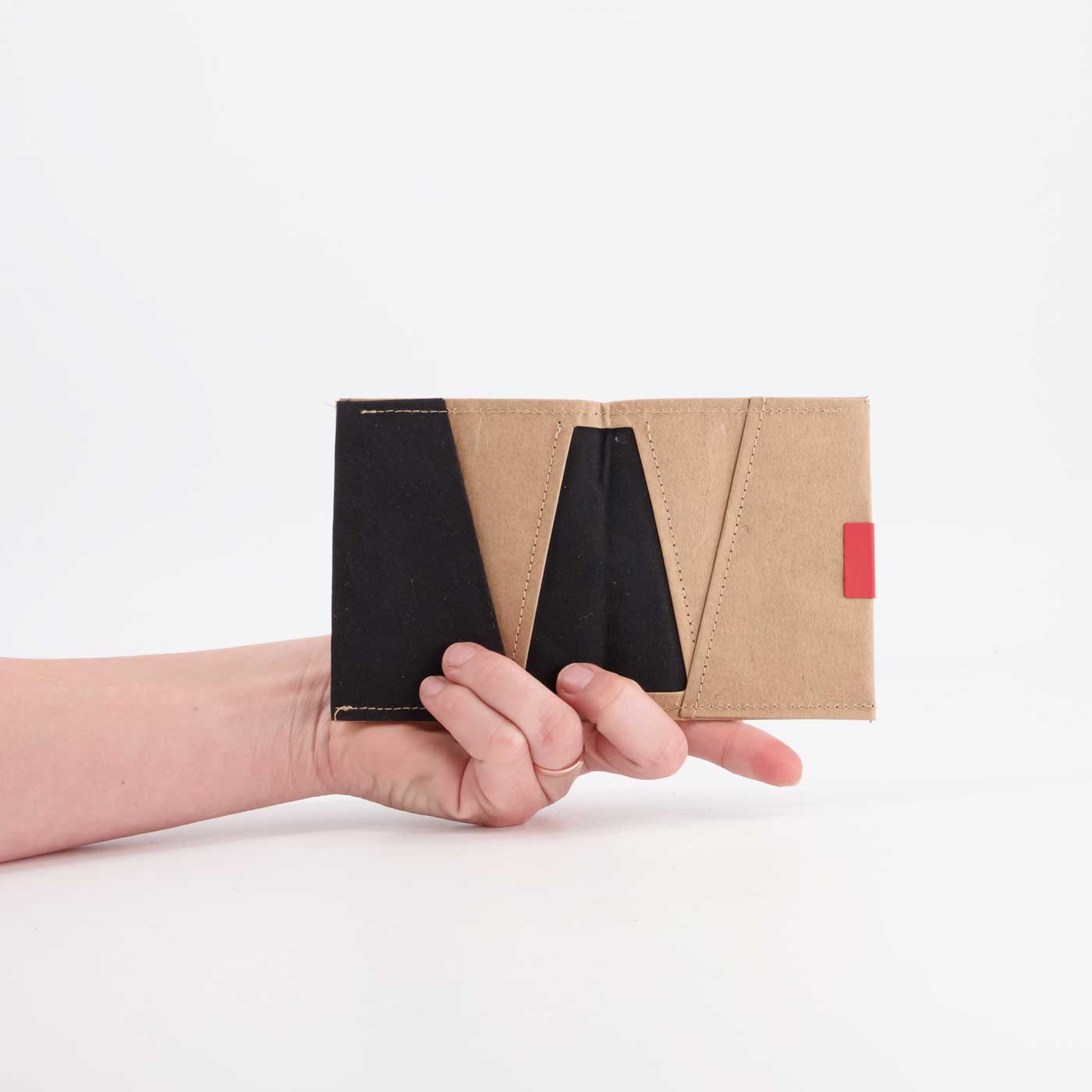 Square Wallet aus recyceltem Kraftpapier – verschiedene Farben, mit Logo möglich