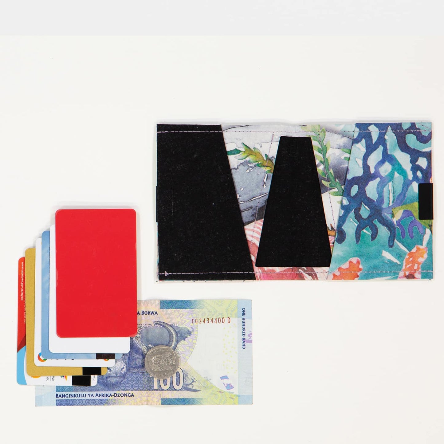 Square Wallet aus recyceltem Kraftpapier Ocean