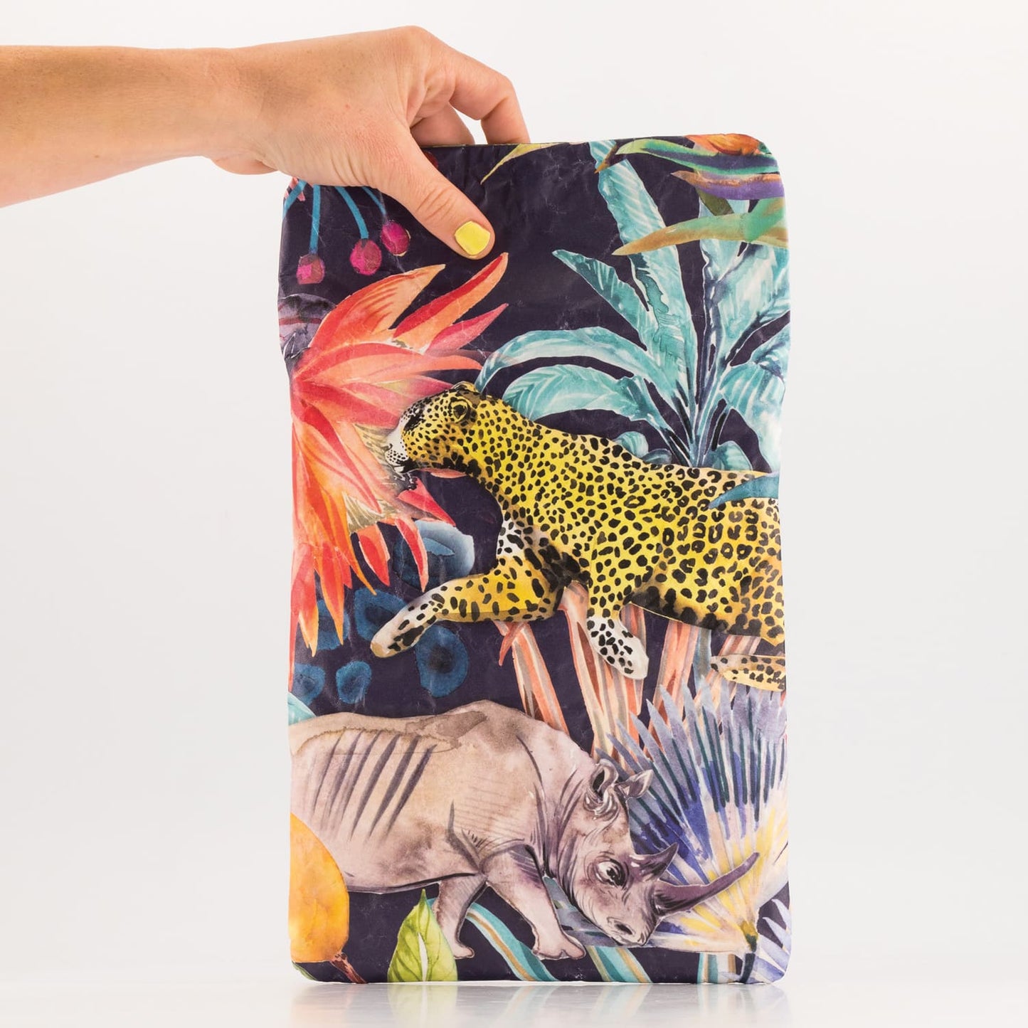 Recycled Cement Paper iPad oder Tablet Sleeve Wildlife