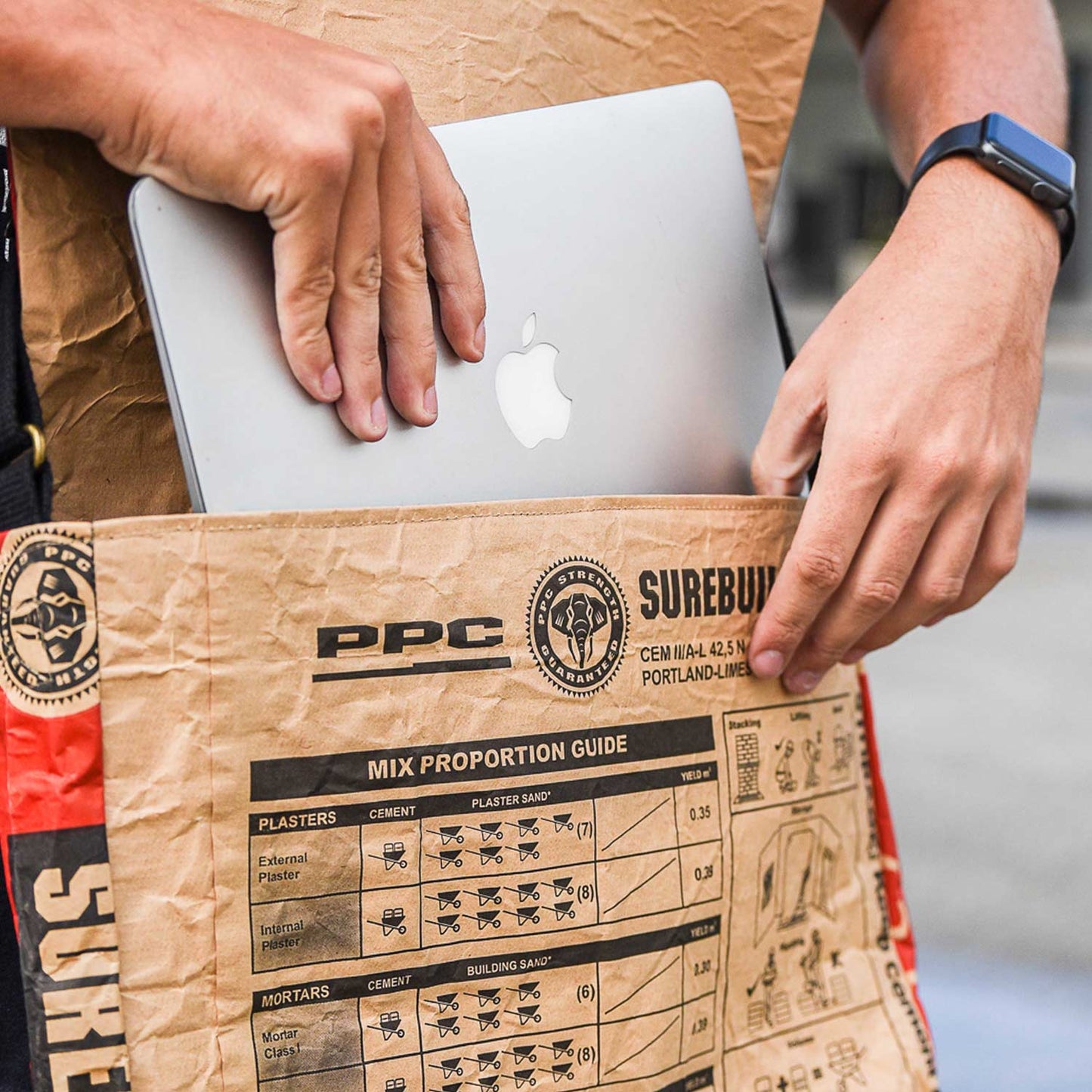 Zementsack Laptoptasche 13 und 15 Zoll – verschiedene Farben