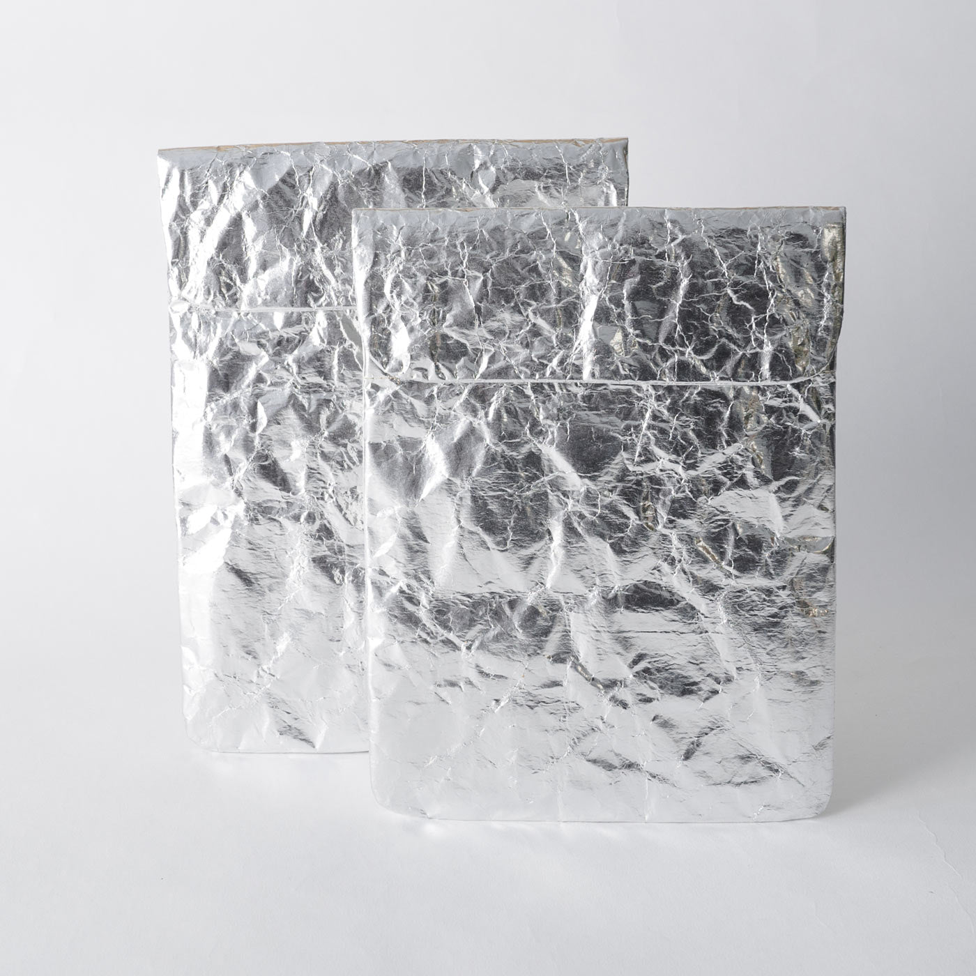Recycled Cement Paper iPad oder Tablet Sleeve Silver