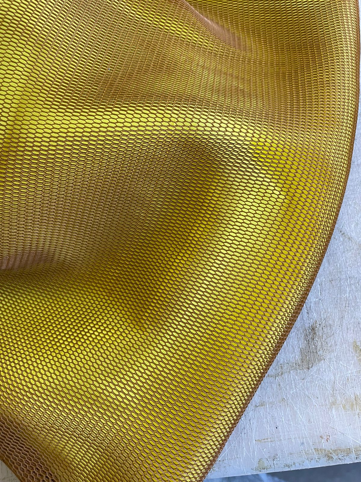 Moire Tasche – Caramel Yellow